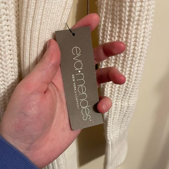 Eva Mendes Women’s Ivory Cowl/Turtle Neck Sweater Dress Medium - Picture 9 of 10